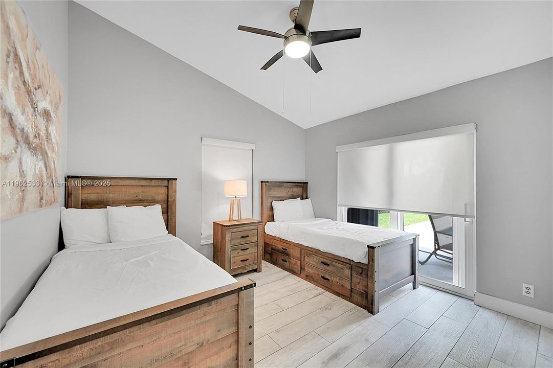 For Rent: $6,000 (4 beds, 2 baths, 2513 Square Feet)