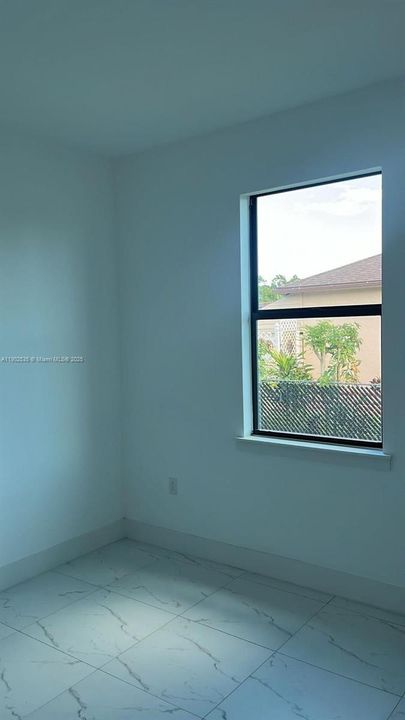 For Rent: $2,200 (3 beds, 2 baths, 0 Square Feet)