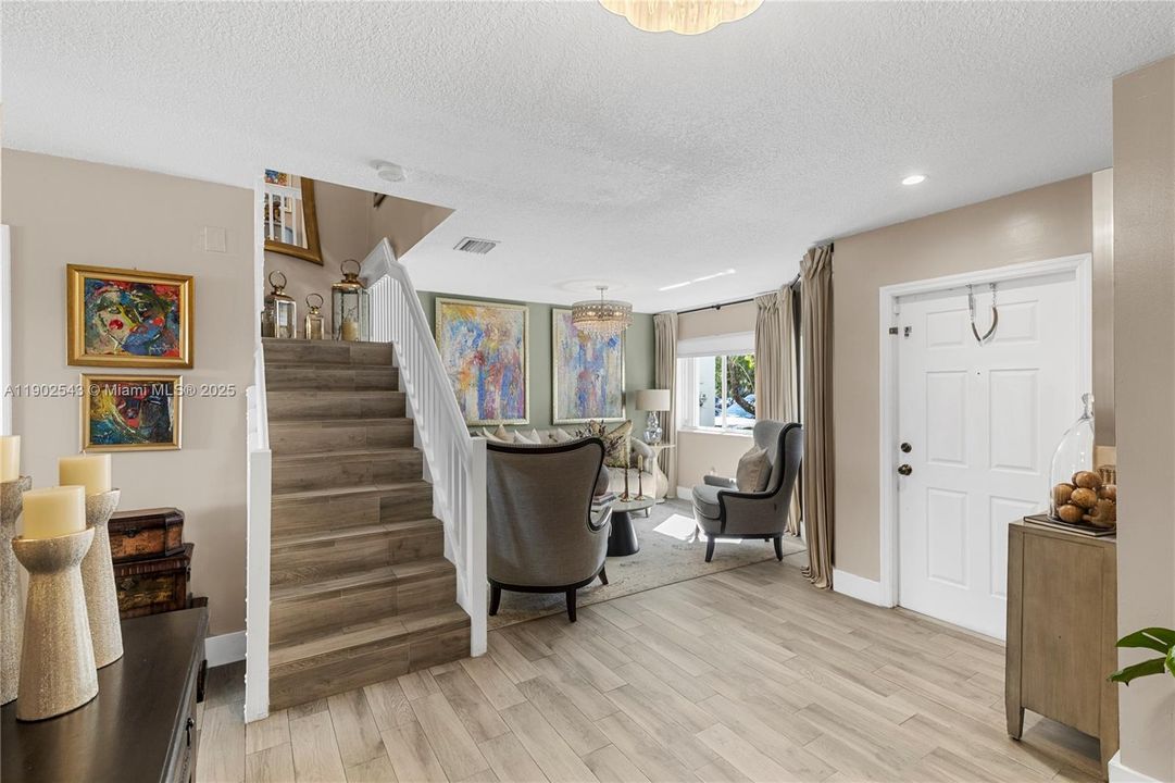 For Sale: $460,000 (3 beds, 2 baths, 1468 Square Feet)