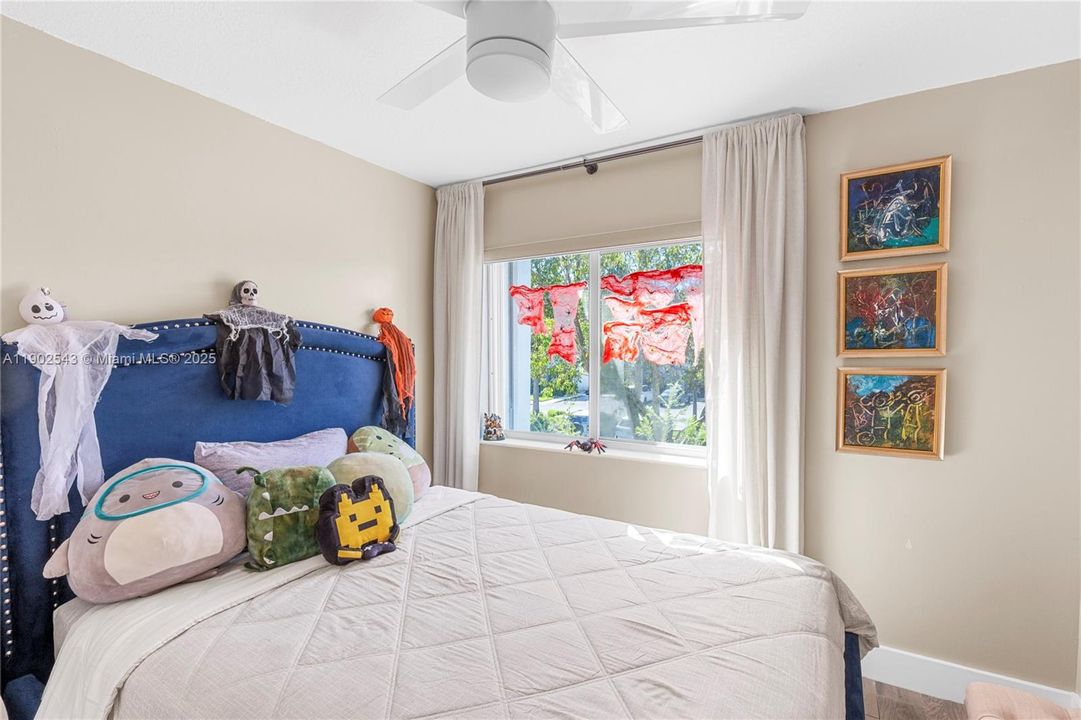 For Sale: $460,000 (3 beds, 2 baths, 1468 Square Feet)