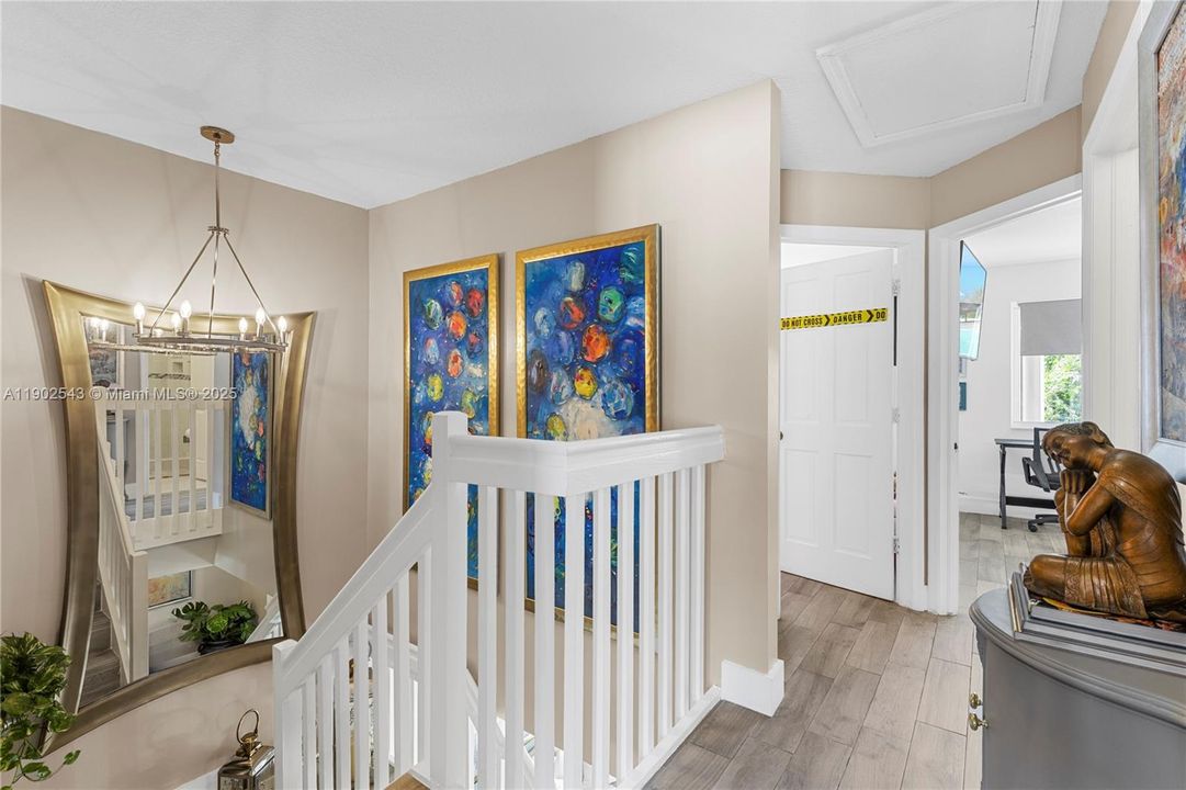 For Sale: $460,000 (3 beds, 2 baths, 1468 Square Feet)