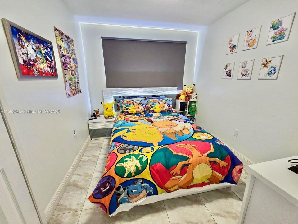 For Sale: $599,000 (4 beds, 2 baths, 1560 Square Feet)