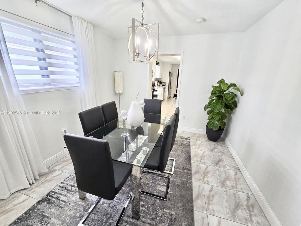 For Sale: $599,000 (4 beds, 2 baths, 1560 Square Feet)