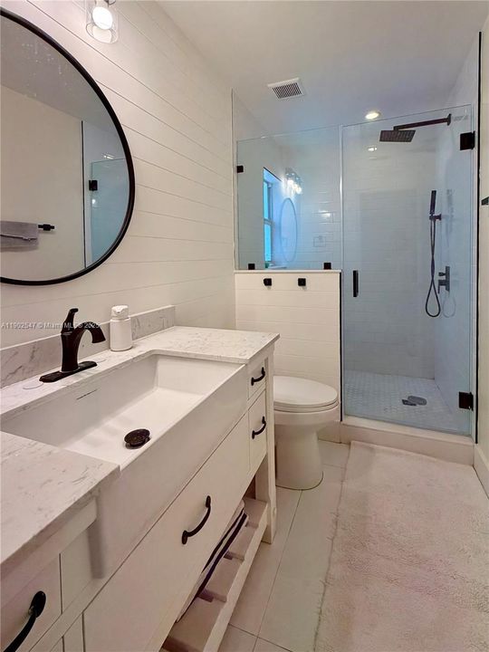 Recently Rented: $3,450 (3 beds, 2 baths, 1586 Square Feet)