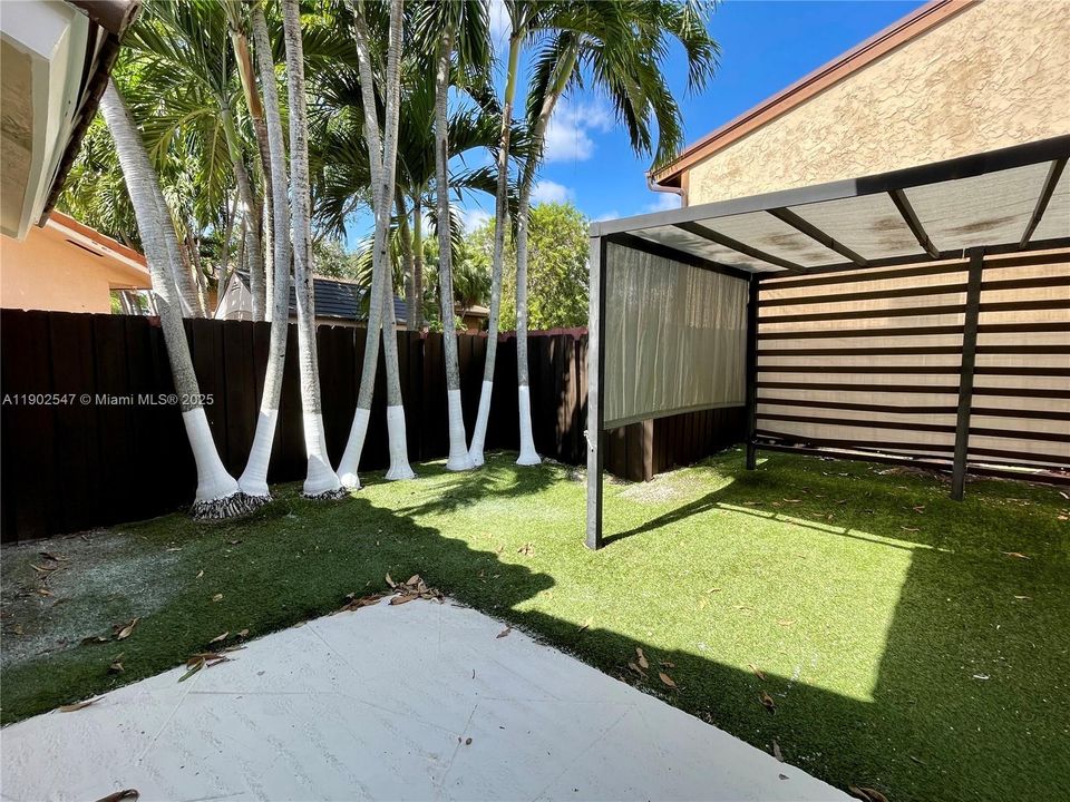 Recently Rented: $3,450 (3 beds, 2 baths, 1586 Square Feet)