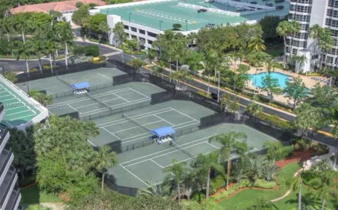 最近租的: $2,500 (1 贝兹, 1 浴室, 753 平方英尺)