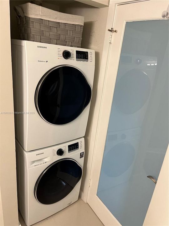 最近租的: $2,500 (1 贝兹, 1 浴室, 753 平方英尺)