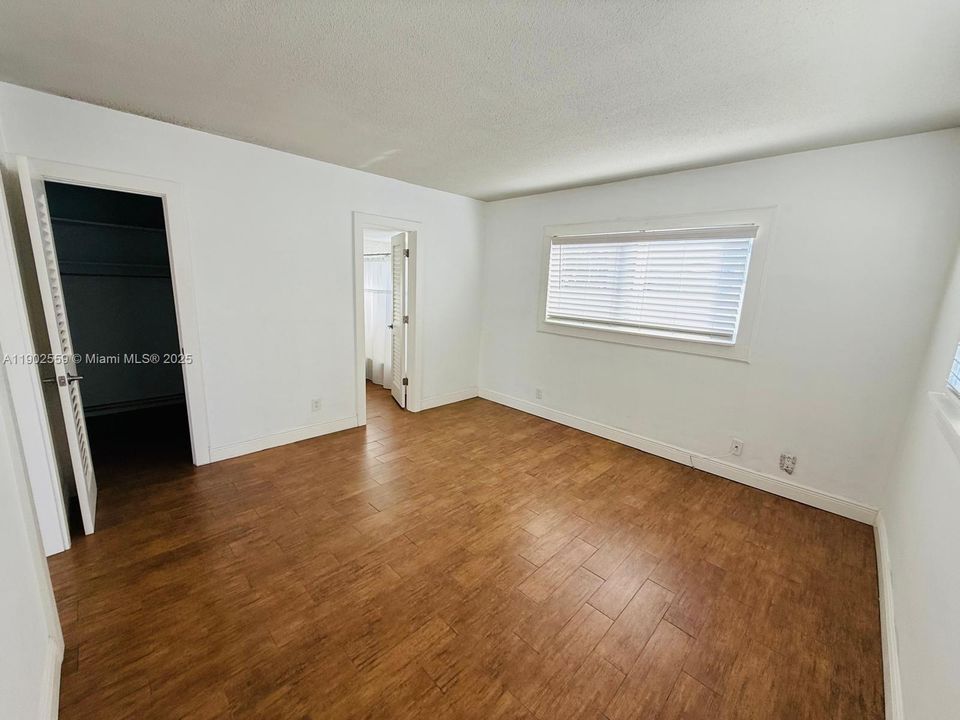 For Rent: $1,900 (1 beds, 1 baths, 540 Square Feet)