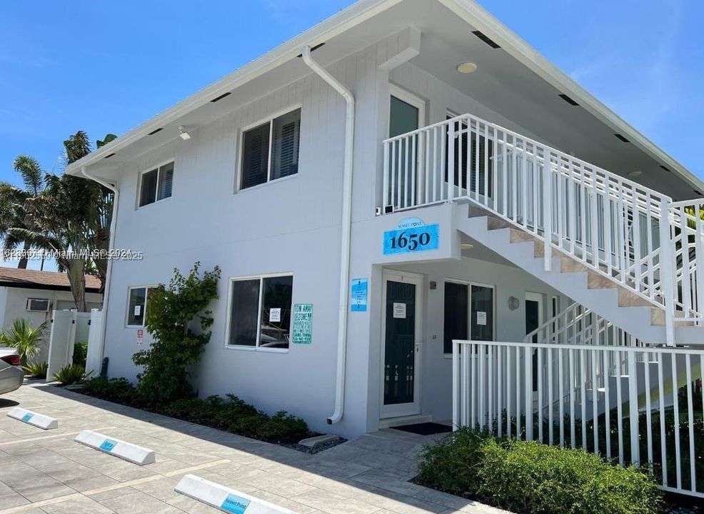 For Rent: $1,900 (1 beds, 1 baths, 540 Square Feet)