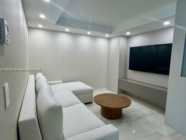 For Rent: $7,500 (2 beds, 3 baths, 1388 Square Feet)