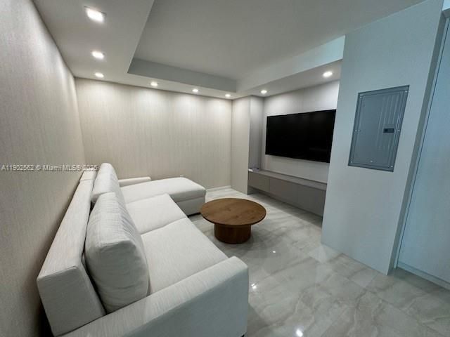 For Rent: $7,500 (2 beds, 3 baths, 1388 Square Feet)