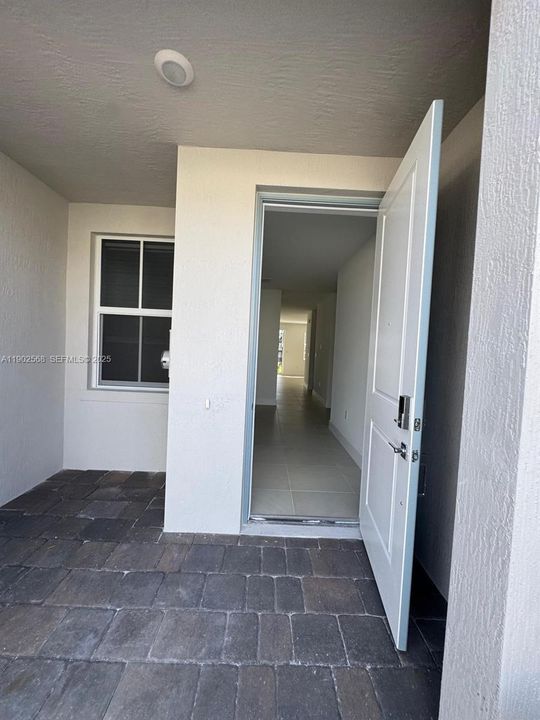 出租: $4,400 (4 贝兹, 2 浴室, 0 平方英尺)