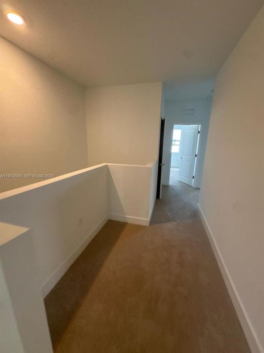 出租: $4,400 (4 贝兹, 2 浴室, 0 平方英尺)