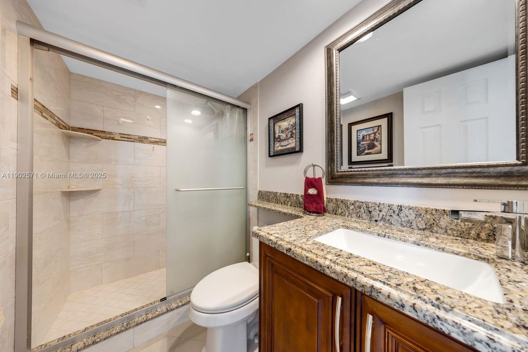 For Rent: $3,450 (3 beds, 2 baths, 1620 Square Feet)