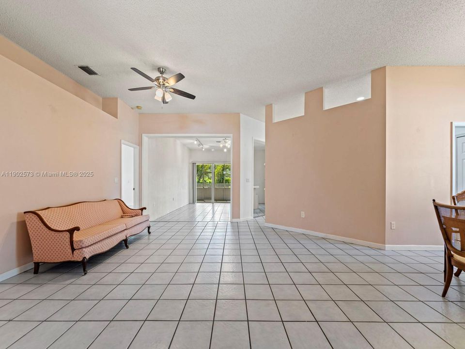 For Sale: $474,999 (4 beds, 2 baths, 2375 Square Feet)