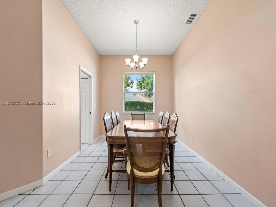 For Sale: $474,999 (4 beds, 2 baths, 2375 Square Feet)