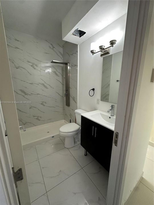 For Rent: $2,500 (4 beds, 3 baths, 1535 Square Feet)