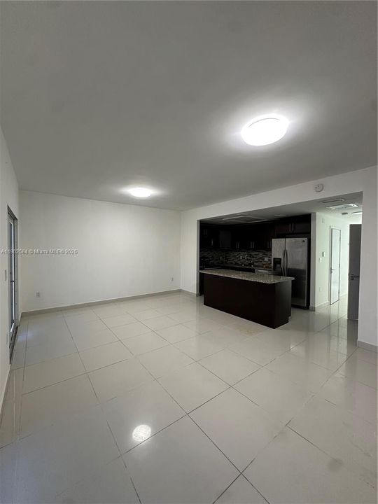 For Rent: $2,500 (4 beds, 3 baths, 1535 Square Feet)