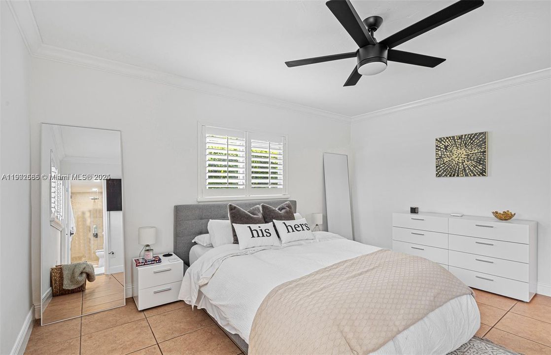 For Rent: $5,750 (3 beds, 2 baths, 1500 Square Feet)