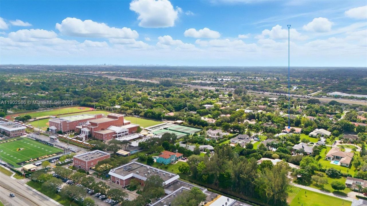 Recently Sold: $1,850,000 (5 beds, 3 baths, 3332 Square Feet)