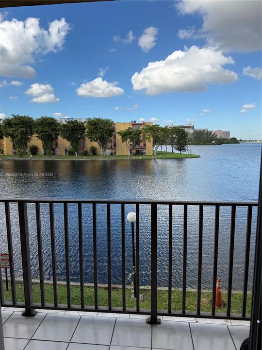 Active With Contract: $249,000 (2 beds, 2 baths, 0 Square Feet)