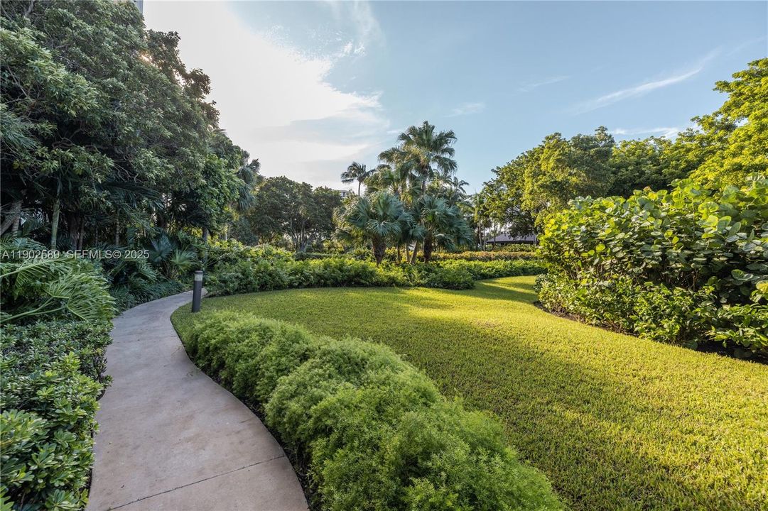 На продажу: $420,000 (3 спален, 2 ванн, 1469 Квадратных фут)