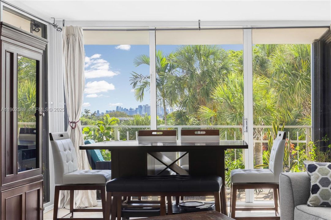 На продажу: $420,000 (3 спален, 2 ванн, 1469 Квадратных фут)