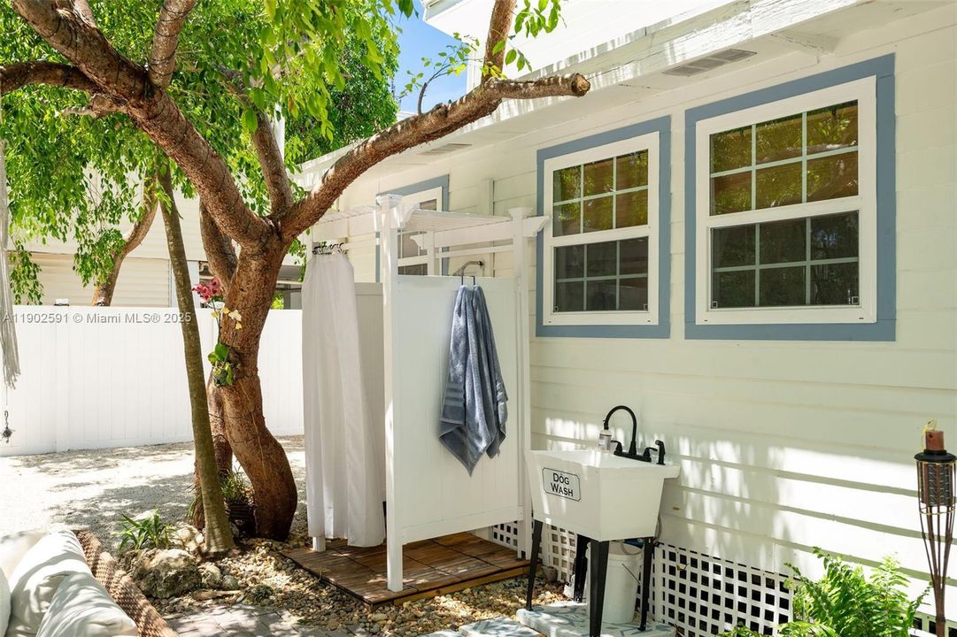 待售: $445,000 (1 贝兹, 1 浴室, 0 平方英尺)