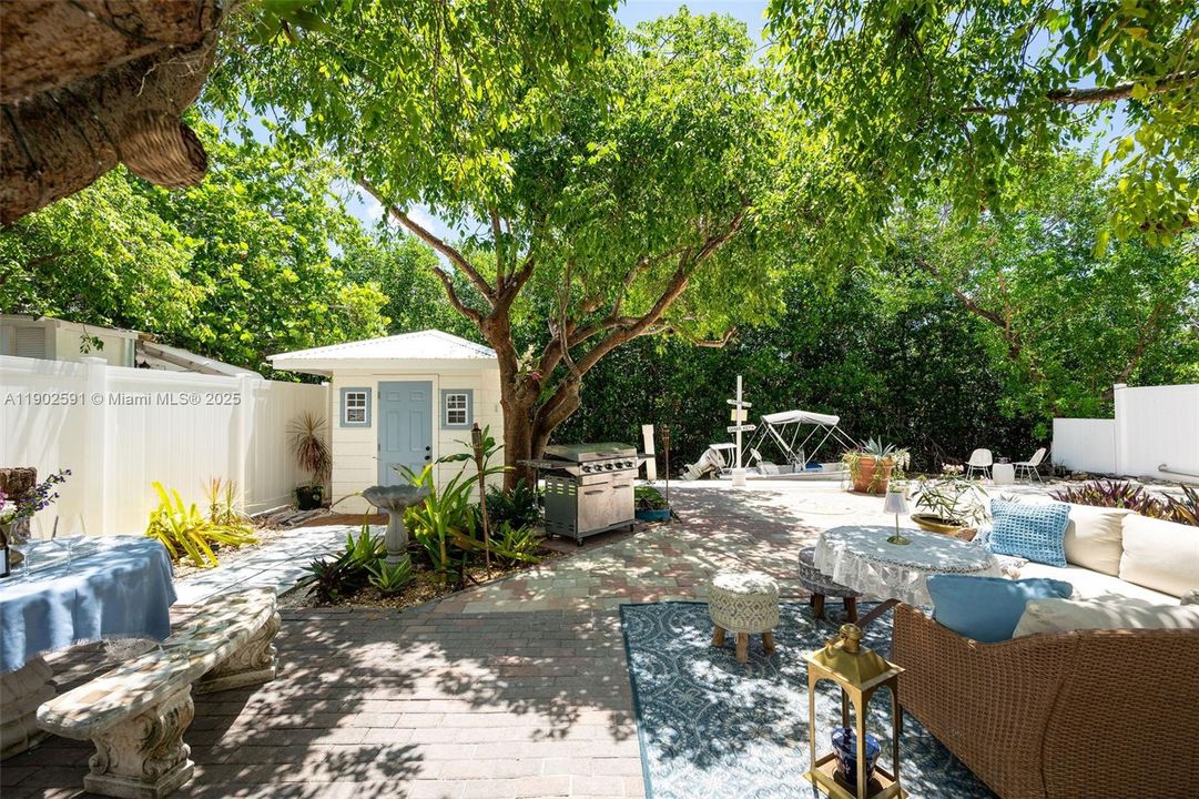 待售: $445,000 (1 贝兹, 1 浴室, 0 平方英尺)