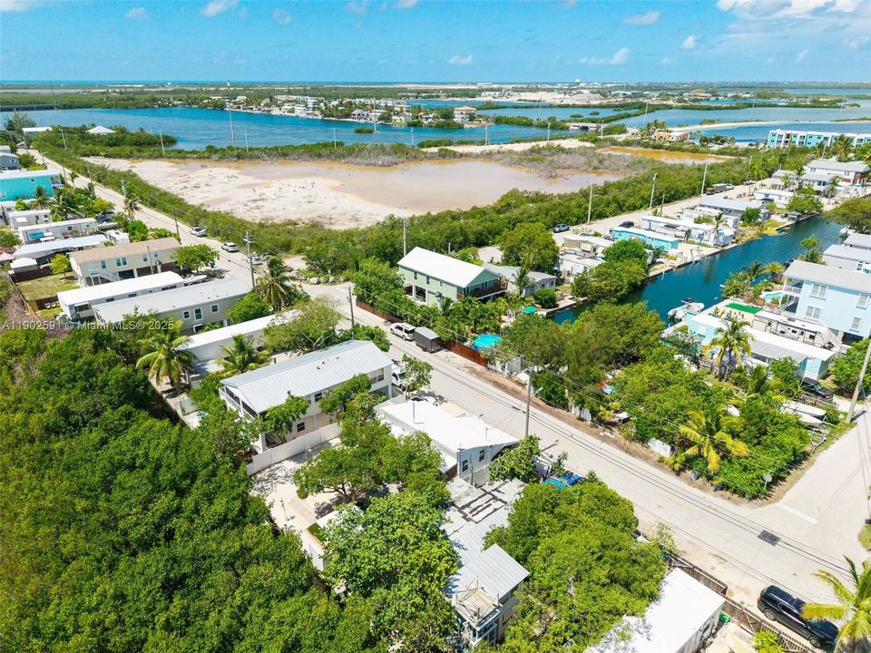 待售: $445,000 (1 贝兹, 1 浴室, 0 平方英尺)