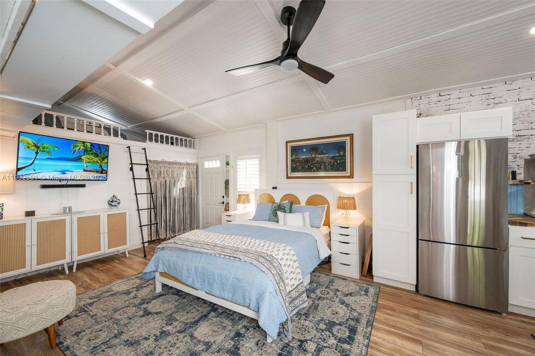 待售: $445,000 (1 贝兹, 1 浴室, 0 平方英尺)