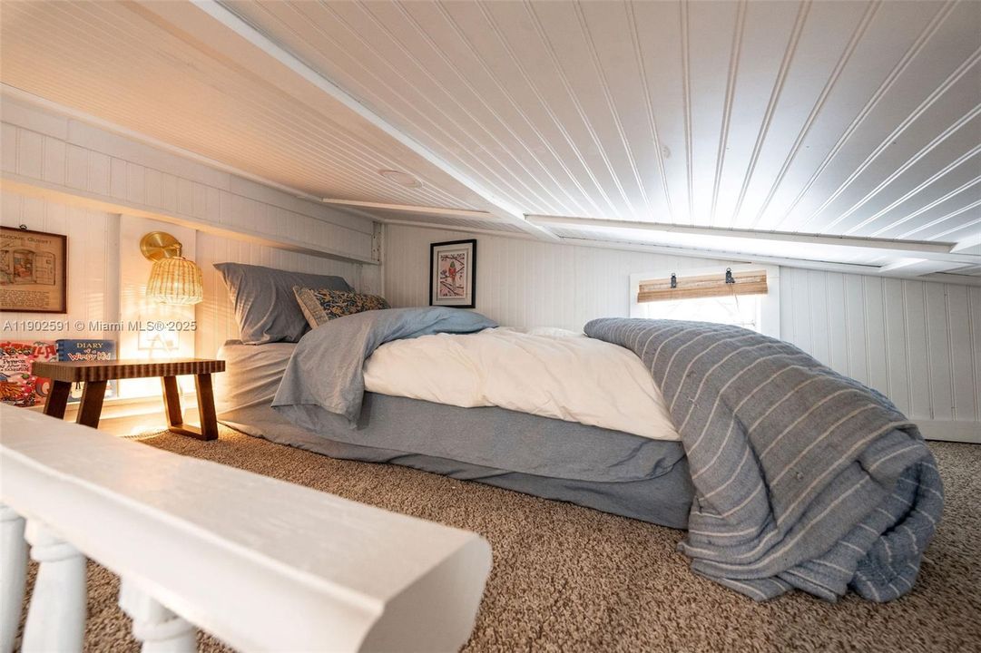 待售: $445,000 (1 贝兹, 1 浴室, 0 平方英尺)