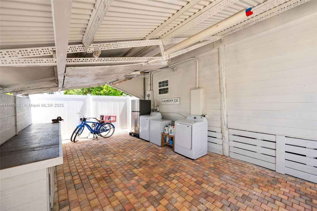 待售: $445,000 (1 贝兹, 1 浴室, 0 平方英尺)