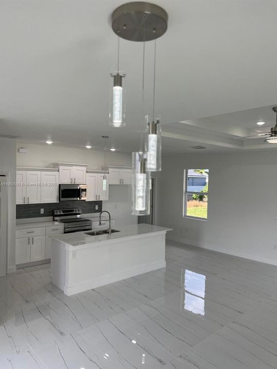 Activo con contrato: $339,900 (3 camas, 2 baños, 0 Pies cuadrados)