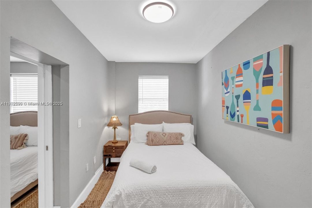 For Rent: $3,500 (3 beds, 2 baths, 1200 Square Feet)