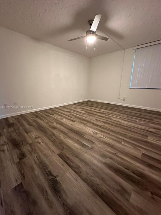 For Rent: $2,300 (2 beds, 2 baths, 1130 Square Feet)