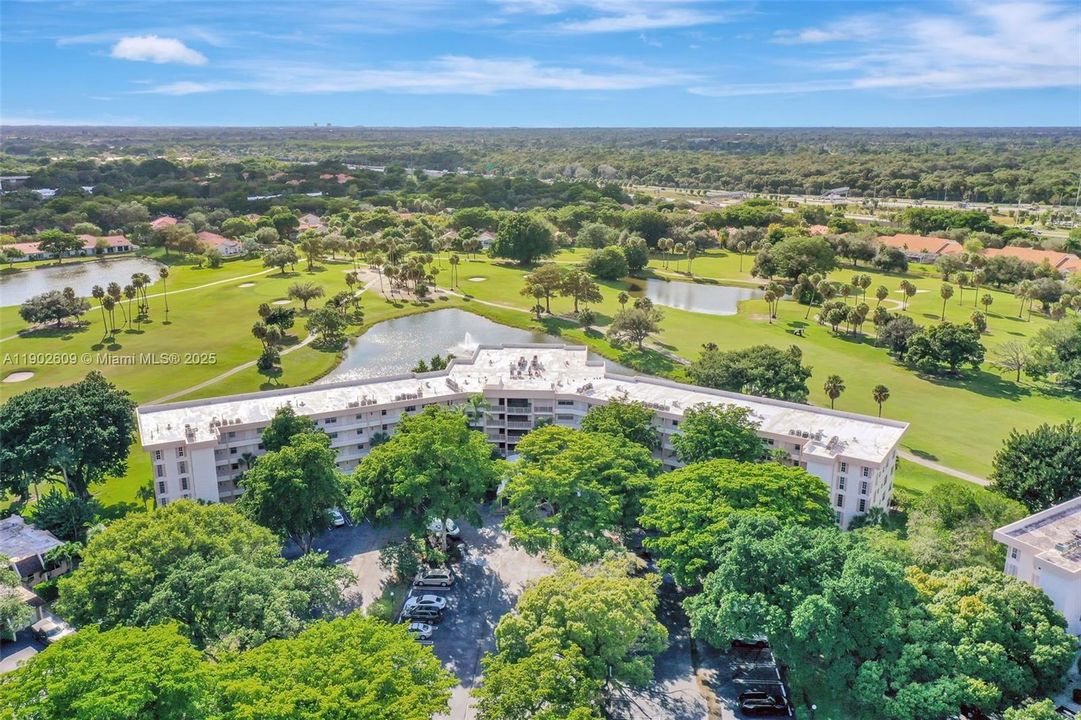 待售: $299,000 (3 贝兹, 2 浴室, 1500 平方英尺)