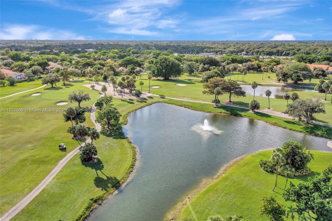 待售: $299,000 (3 贝兹, 2 浴室, 1500 平方英尺)