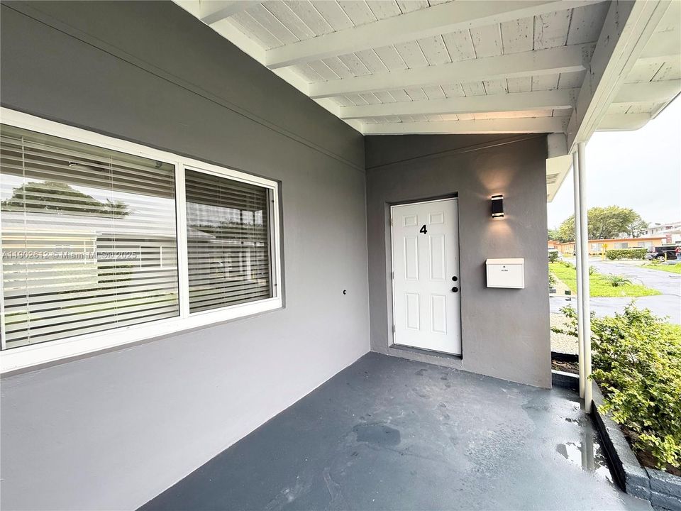 For Rent: $1,700 (1 beds, 1 baths, 0 Square Feet)