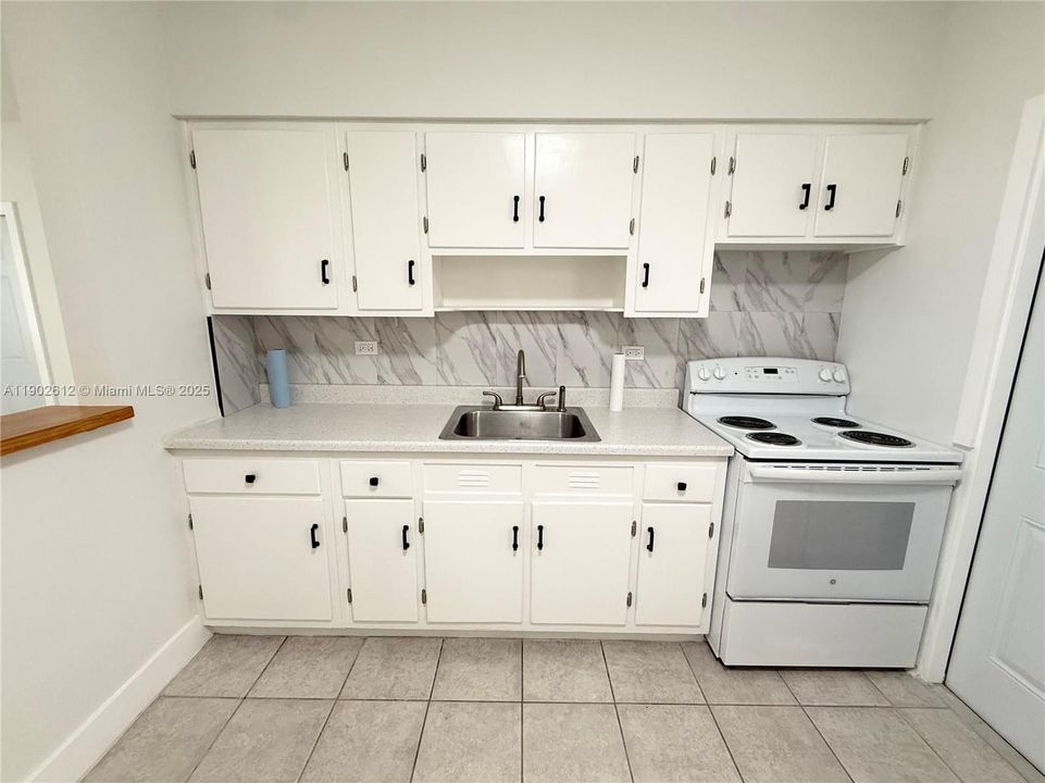 For Rent: $1,700 (1 beds, 1 baths, 0 Square Feet)