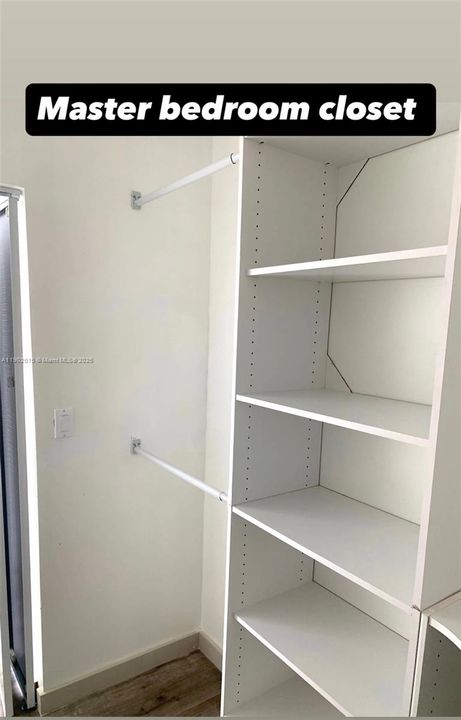 For Sale: $675,000 (5 beds, 3 baths, 2327 Square Feet)