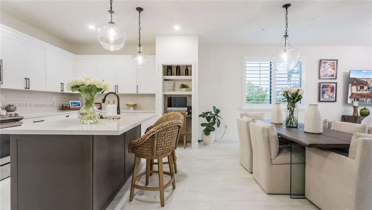 For Sale: $1,090,000 (3 beds, 3 baths, 2946 Square Feet)