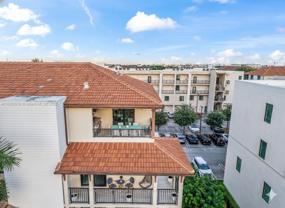 For Sale: $1,090,000 (3 beds, 3 baths, 2946 Square Feet)