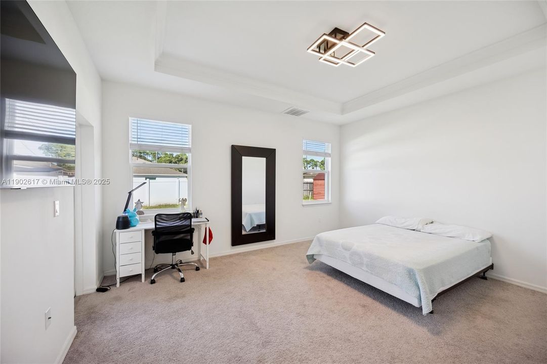 For Sale: $549,000 (3 beds, 2 baths, 2337 Square Feet)