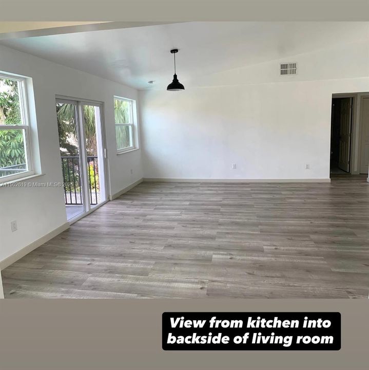 For Rent: $3,800 (4 beds, 2 baths, 2327 Square Feet)