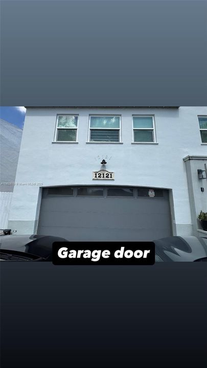 For Rent: $3,800 (4 beds, 2 baths, 2327 Square Feet)