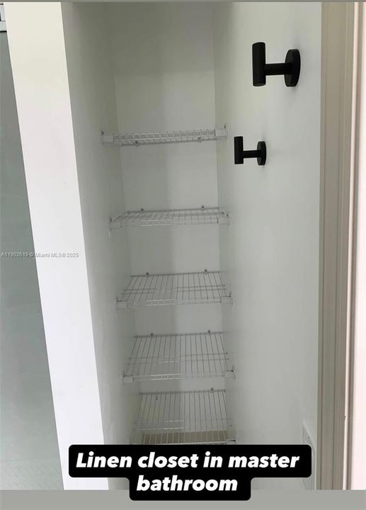 For Rent: $3,800 (4 beds, 2 baths, 2327 Square Feet)