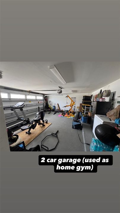 For Rent: $3,800 (4 beds, 2 baths, 2327 Square Feet)