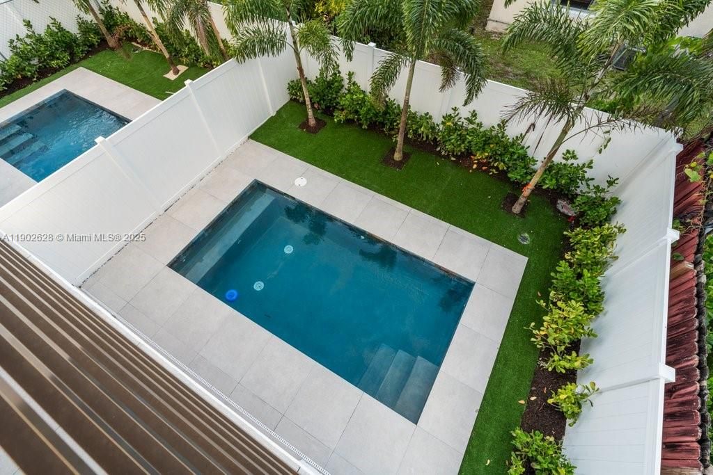 На продажу: $1,395,000 (3 спален, 3 ванн, 0 Квадратных фут)