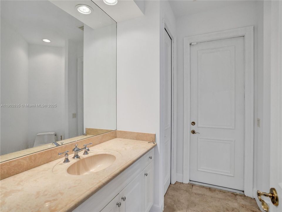 Guest house bathroom